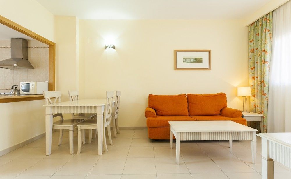 Aparthotel Ilunion Sancti Petri Novo Sancti Petri Luaran gambar