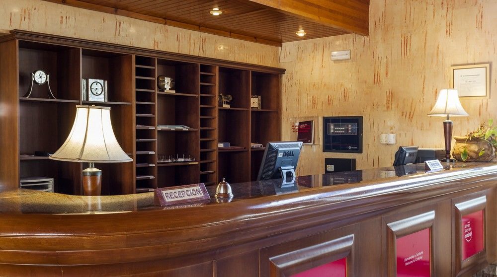 Aparthotel Ilunion Sancti Petri Novo Sancti Petri Luaran gambar