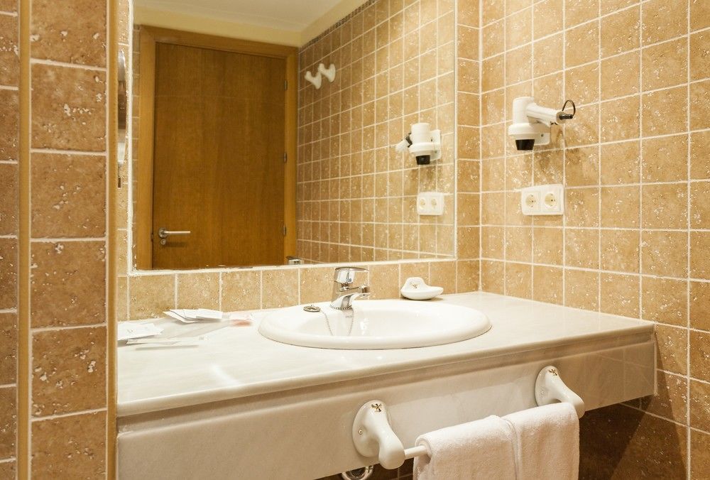 Aparthotel Ilunion Sancti Petri Novo Sancti Petri Luaran gambar