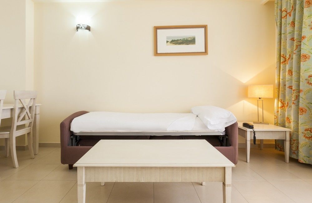 Aparthotel Ilunion Sancti Petri Novo Sancti Petri Luaran gambar