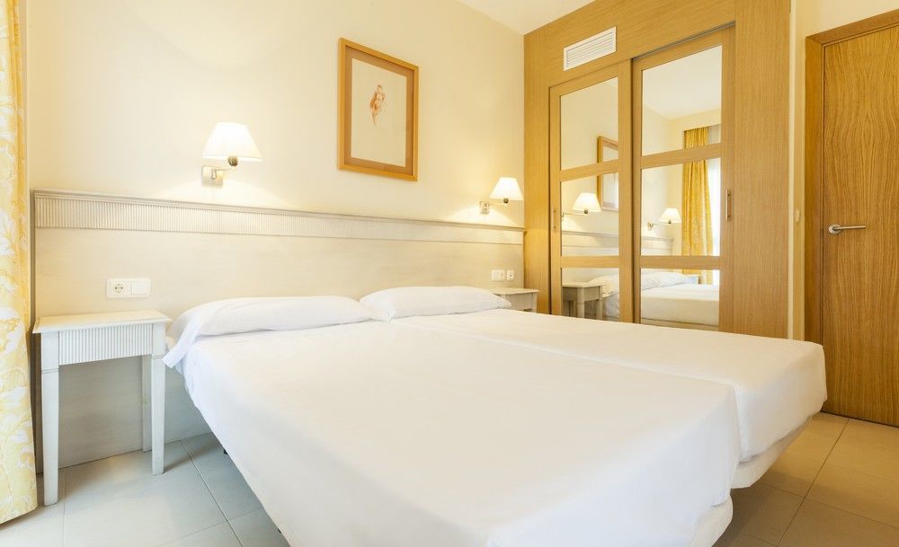 Aparthotel Ilunion Sancti Petri Novo Sancti Petri Luaran gambar