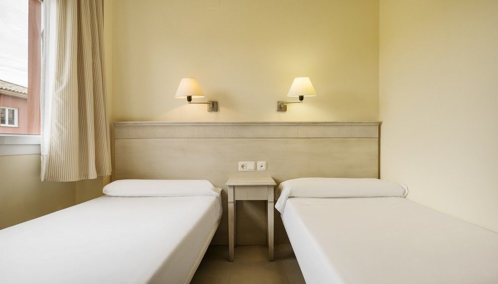Aparthotel Ilunion Sancti Petri Novo Sancti Petri Luaran gambar