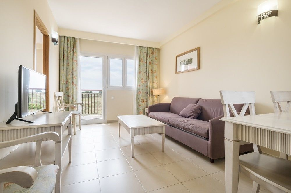 Aparthotel Ilunion Sancti Petri Novo Sancti Petri Luaran gambar